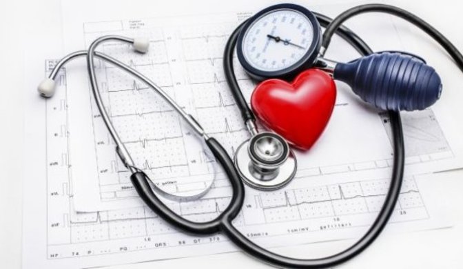 Atnaujinamas medicininis patikrinimas karo prievolininkams
