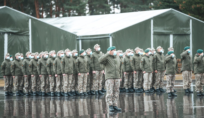 PIRMASIS 2022 METŲ IŠVYKIMAS Į NUOLATINĘ PRIVALOMĄJĄ PRADINĘ KARO TARNYBA