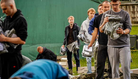 400 jaunuolių žengė pirmąjį žingsnį į karinę tarnybą - 3